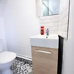 Avec Terrasse Apartamento *