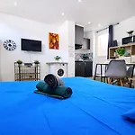 Avec Terrasse Apartamento