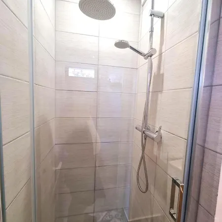 Avec Terrasse Elbeuf