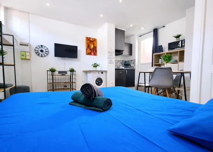 Avec Terrasse Apartment